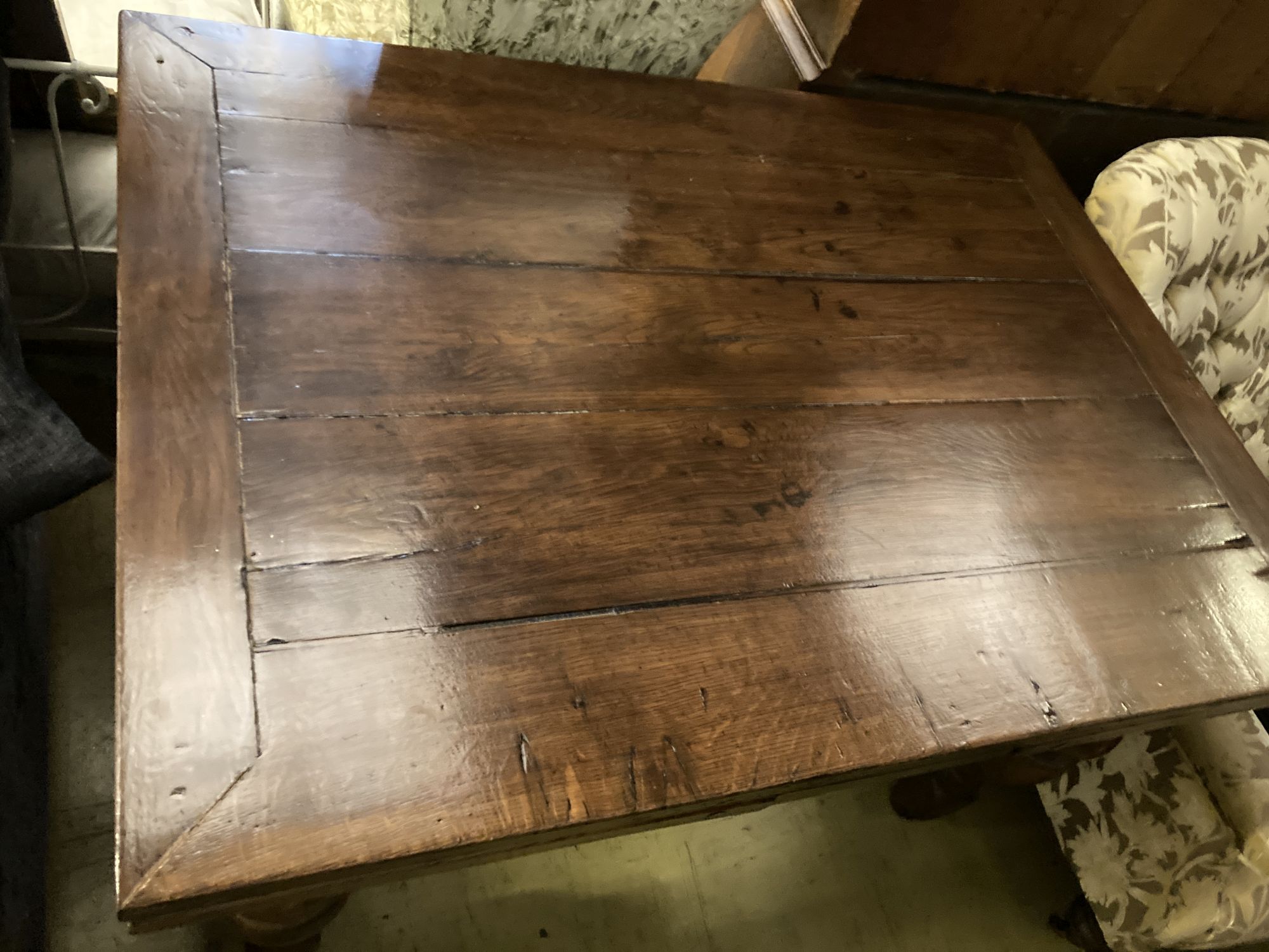 An 18th century Dutch style draw leaf dining table, length 216cm extended, width 90cm, height 78cm